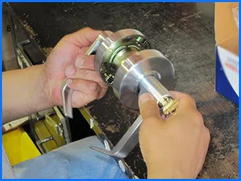 Philadelphia Main Locksmith Philadelphia, PA 215-583-2025 - 5-residential-locksmith